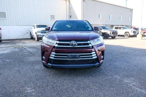 2017 Toyota Highlander LE