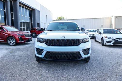 2023 Jeep Grand Cherokee Altitude