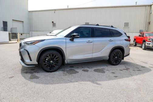 2024 Toyota Highlander XSE