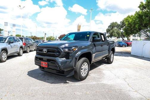 2025 Toyota Tacoma SR