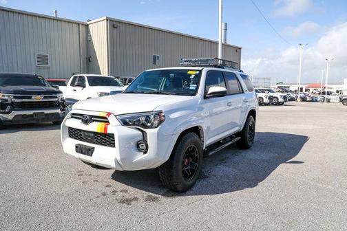 2023 Toyota 4Runner SR5