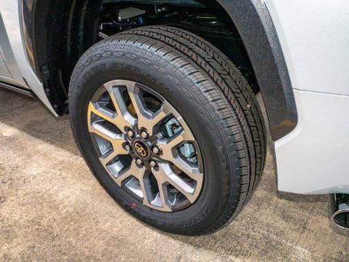 2025 Toyota Tundra Hybrid 1794 Edition