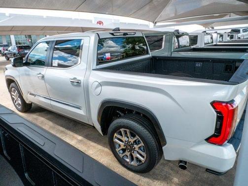 2025 Toyota Tundra Hybrid 1794 Edition