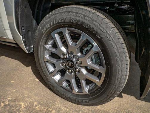 2025 Toyota Tundra Hybrid 1794 Edition