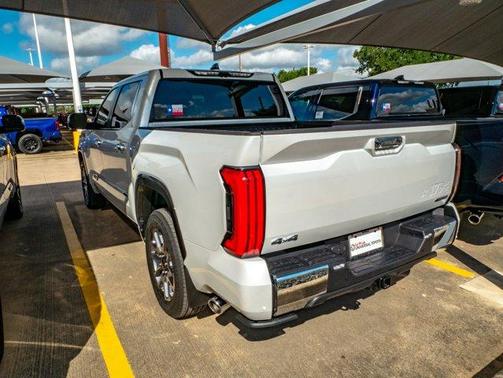 2025 Toyota Tundra Hybrid 1794 Edition