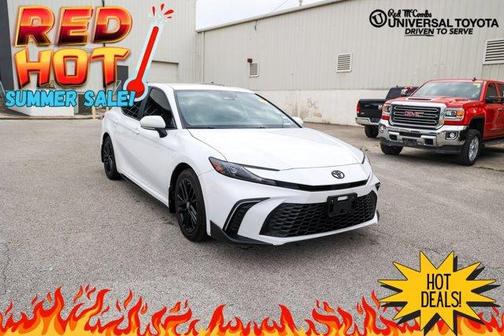 2025 Toyota Camry SE