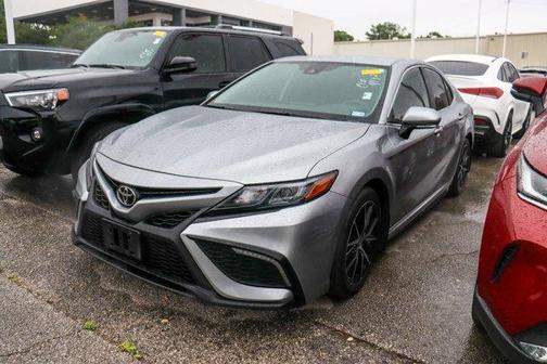 2023 Toyota Camry SE