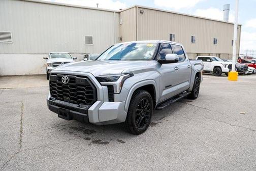 2022 Toyota Tundra SR5