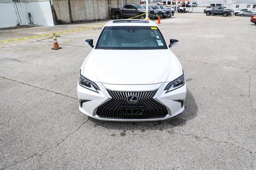 2021 Lexus ES 350 Base