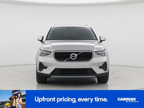 Silver 2023 Volvo XC40 B5 Core