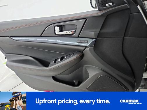 White 2019 Nissan Maxima SR