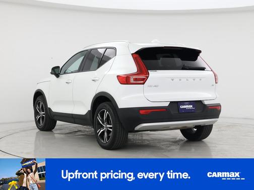 2023 Volvo XC40 B4 Core