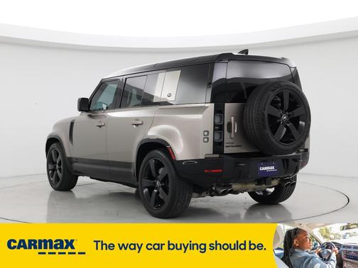 2023 Land Rover Defender 110 V8