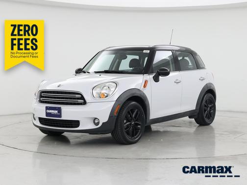 White 2016 MINI Countryman