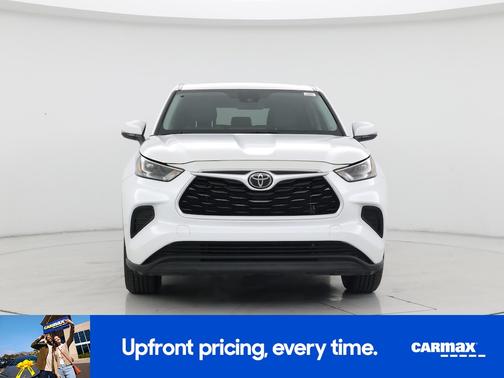 White 2023 Toyota Highlander L