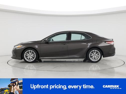 Gray 2018 Toyota Camry XLE
