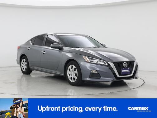 Gray 2019 Nissan Altima S