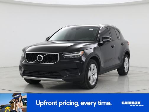 2020 Volvo XC40 T5 Momentum