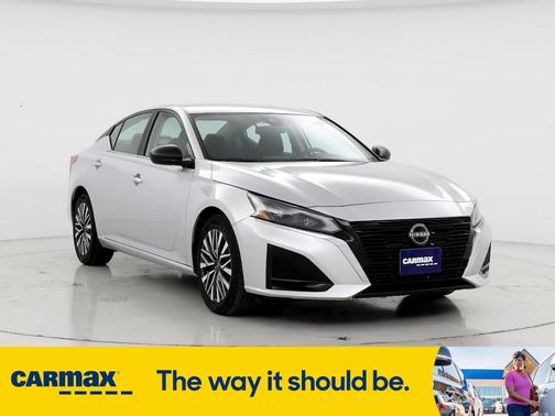 2024 Nissan Altima SV