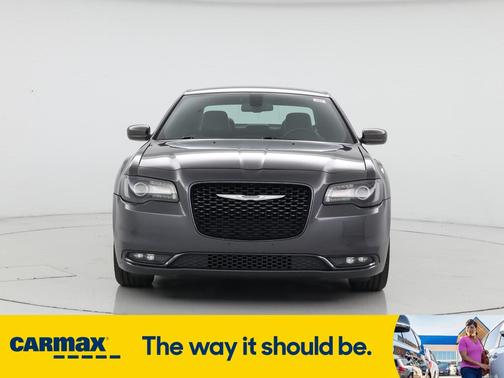 2019 Chrysler 300 S
