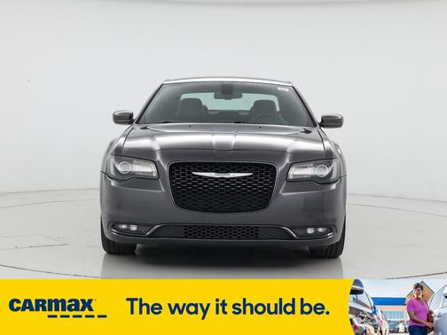 2019 Chrysler 300 S