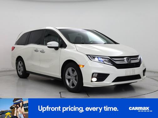 White 2018 Honda Odyssey EX