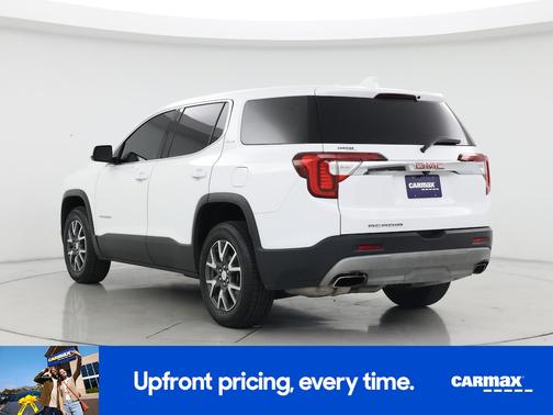 White 2022 GMC Acadia SLE