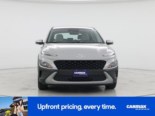Gray 2022 Hyundai KONA SE