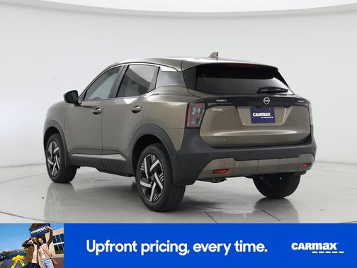 Brown 2025 Nissan Kicks SV
