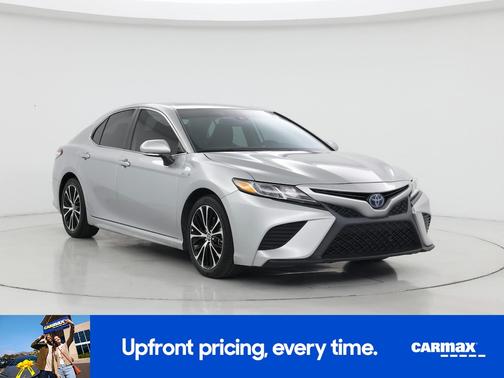 2020 Toyota Camry Hybrid SE