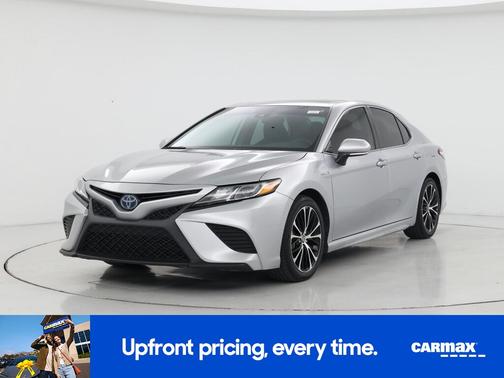 2020 Toyota Camry Hybrid SE