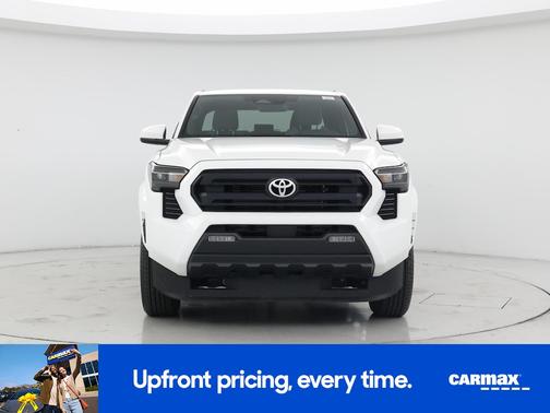 White 2024 Toyota Tacoma SR5