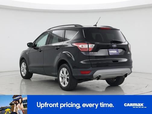 Black 2018 Ford Escape SE
