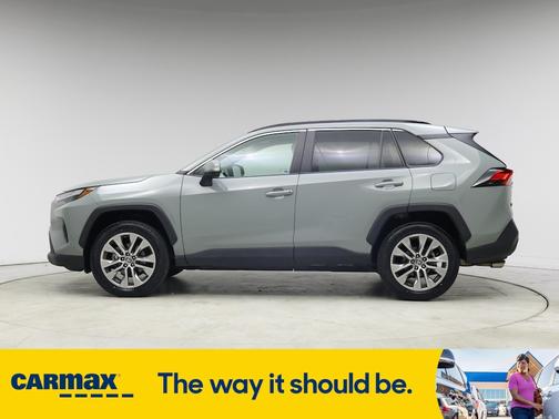 2022 Toyota RAV4 XLE Premium