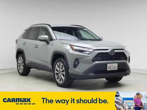 2022 Toyota RAV4 XLE Premium