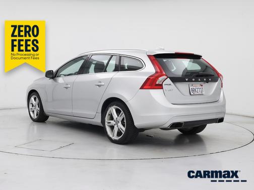 Silver 2016 Volvo V60 T5 Premier