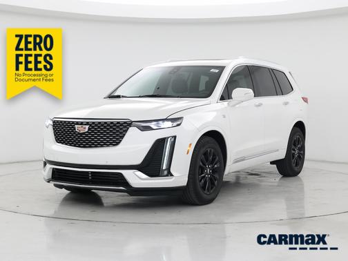 White 2021 Cadillac XT6 Luxury