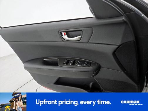 Silver 2017 Kia Optima LX