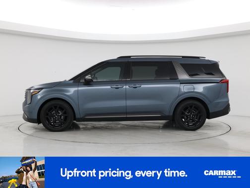 2025 Kia Carnival SX