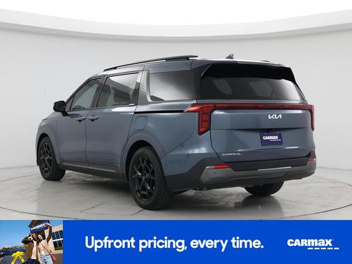 2025 Kia Carnival SX