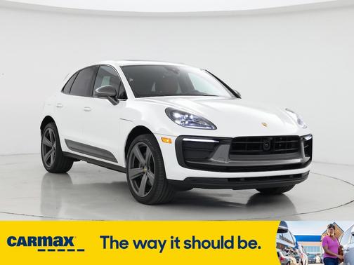 2023 Porsche Macan T