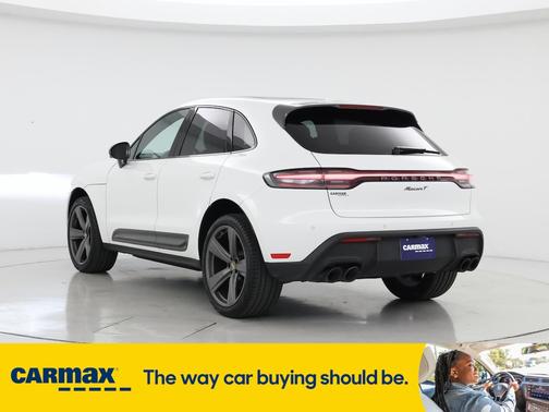 2023 Porsche Macan T