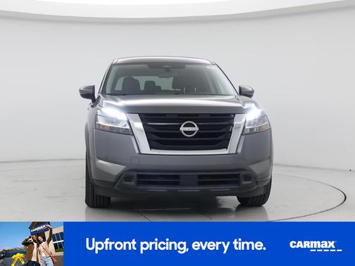 2022 Nissan Pathfinder S