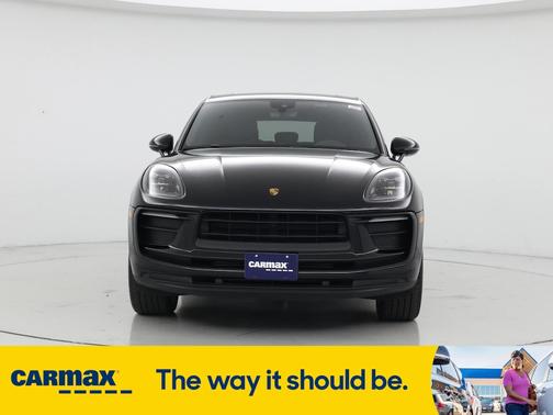 2022 Porsche Macan