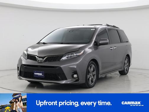 Silver 2020 Toyota Sienna SE