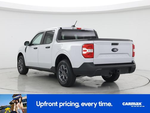 White 2025 Ford Maverick XLT
