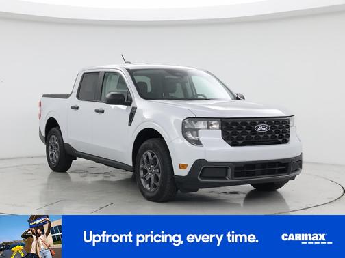 White 2025 Ford Maverick XLT
