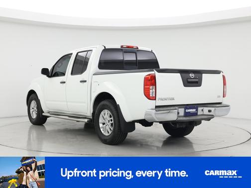 White 2014 Nissan Frontier SV