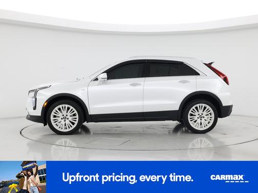 White 2025 Cadillac XT4 Premium Luxury