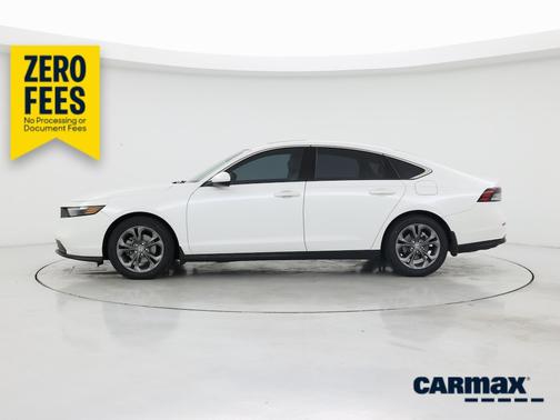 White 2023 Honda Accord EX